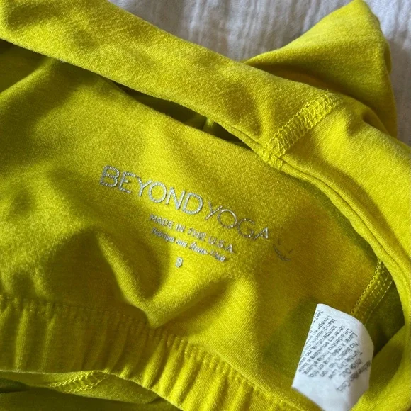 Vibrant Yellow Beyond Yoga Set - Picture 9 of 9